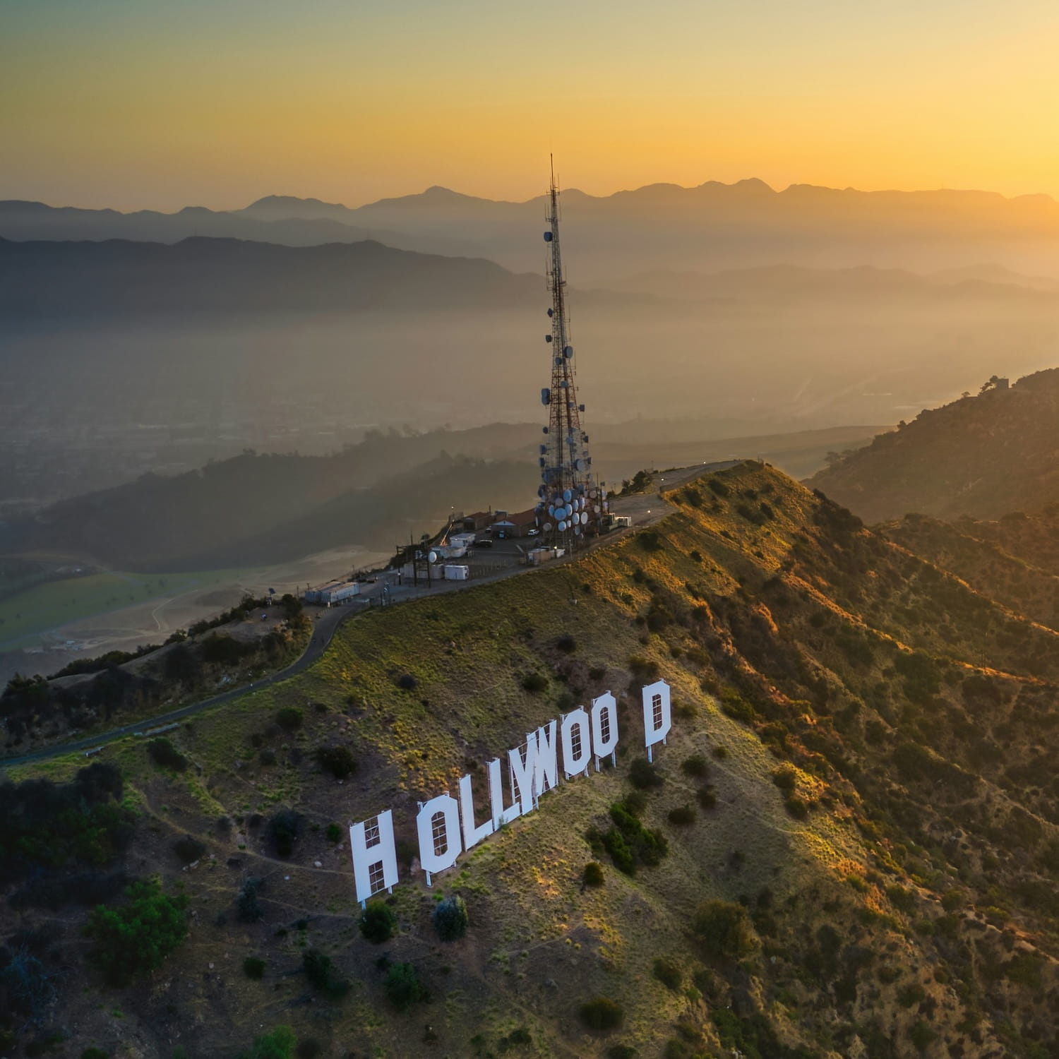Film production casting scene for LippensCasting talent database